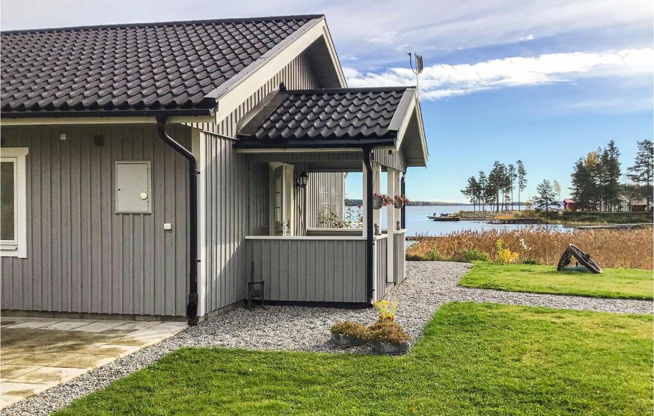 Gorgeous Home In Hudiksvall With Wifi Exteriör bild